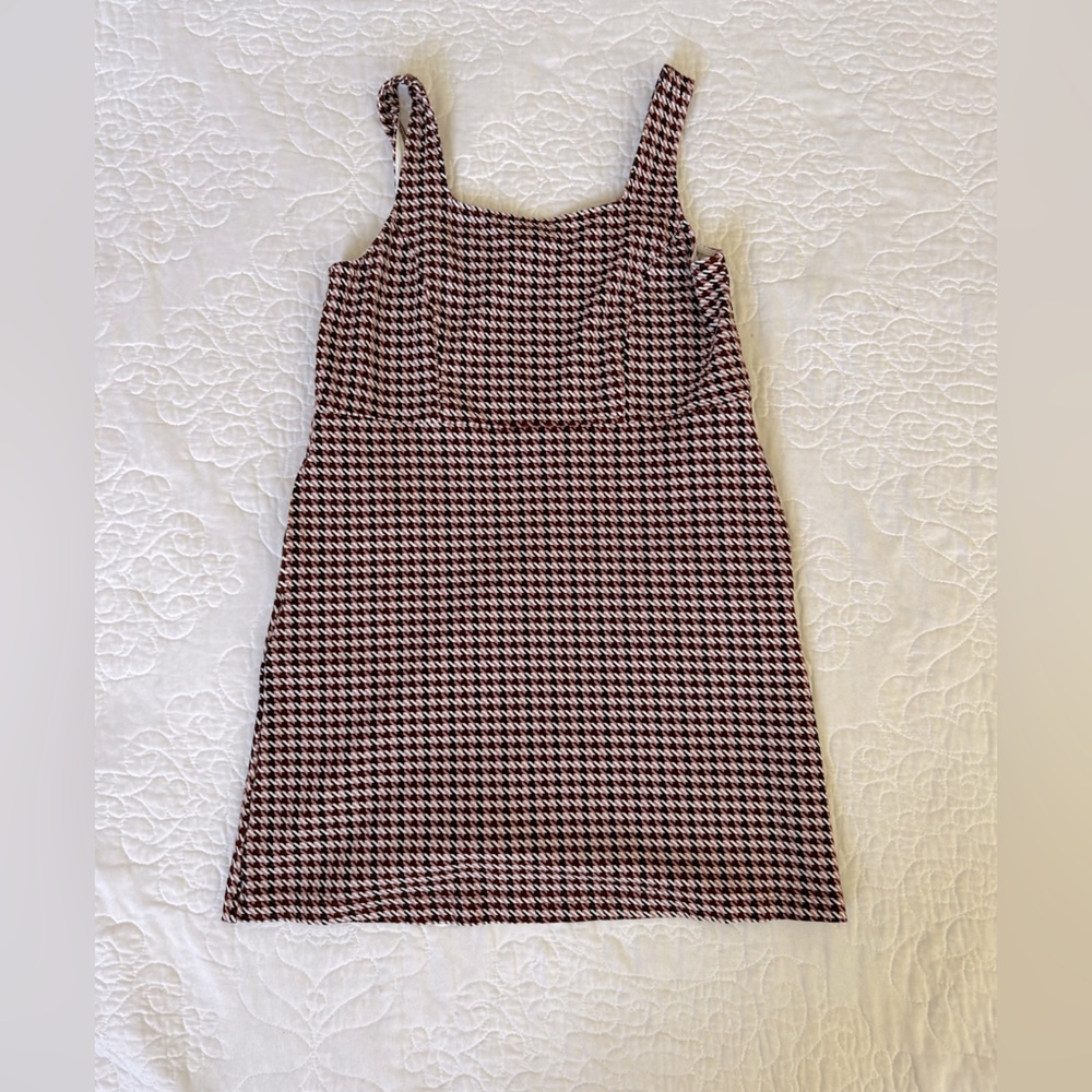 Houndstooth dress with pockets